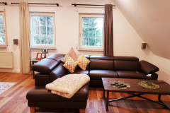 suite-home-couch1